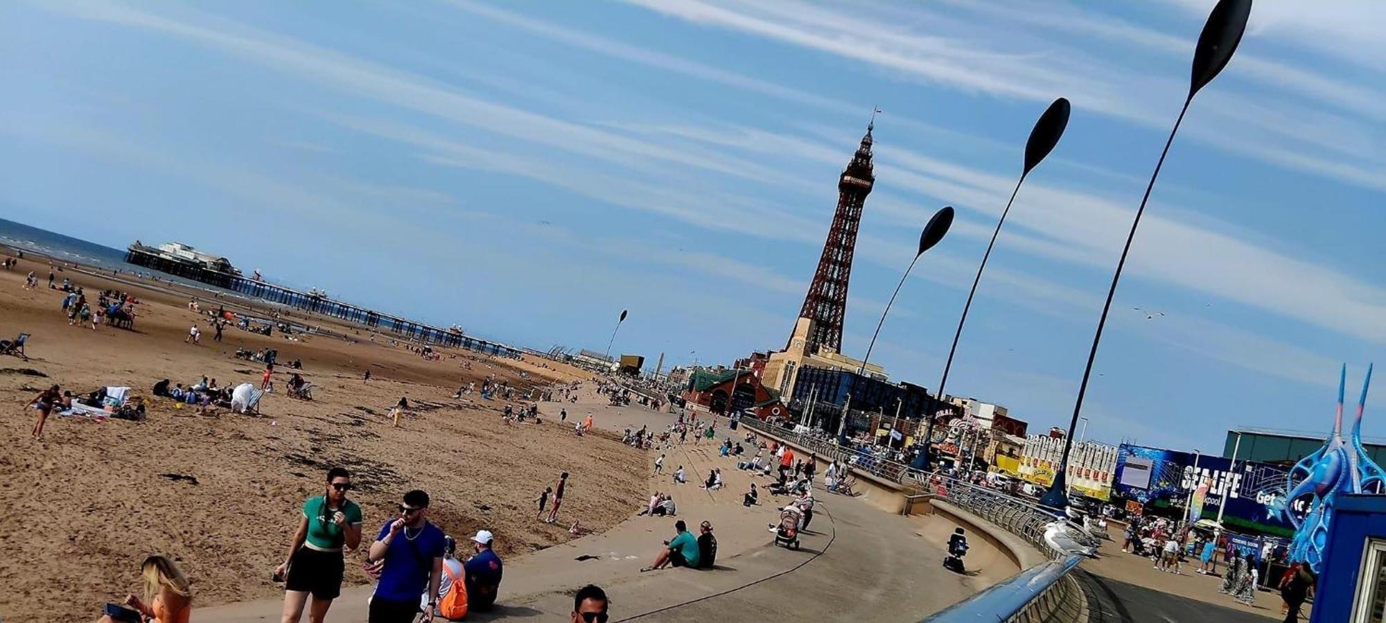Blackpool - Seaside Villa Room photo